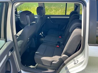 ►VW TOURAN 1.6 TDI 77KW CUP NAVI-KAMERA-TAŽNÉ-ASIST-TOP - 10