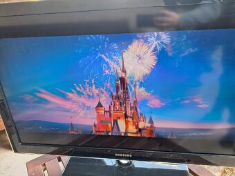 Televize Samsung 101cm - 10