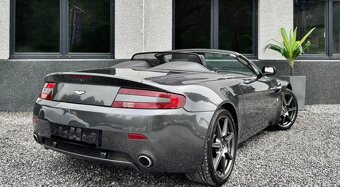 Aston Martin Vantage V8 Roadster z roku 2008 - 10