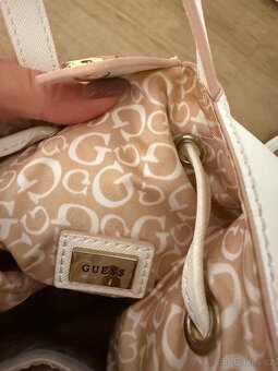 Kabelka GUESS - 10