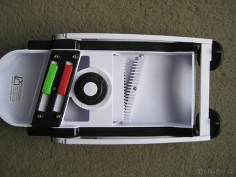 Kráječ zeleniny Livington Turbo Cut - 10