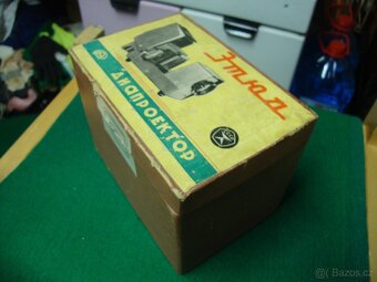 Retro diaprojektor ETJUD MADE IN USSR pěkný stav v krabičce - 10