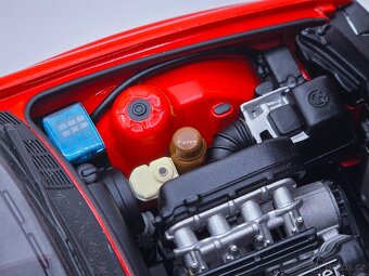 BMW E30 M3 1:18 Autoart  [ poškozen ] - 10