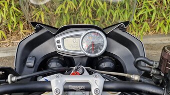 TRIUMPH TIGER 1050 - 10