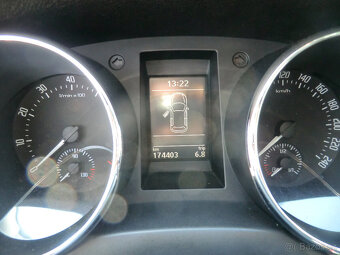 Škoda Yeti, 1.4TSi 90kW DSG NOVÁ STK SERVISKA - 10