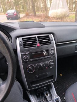 Mercedes B170 - 10