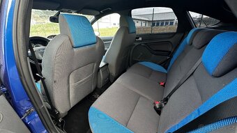 FORD FOCUS 2.5 ST - 10