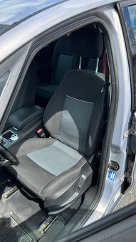 Ford S-max 2.0 TDCi 103kw 2010 facelift - 10