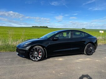 Tesla Model 3 Performance rv 2022 - 10