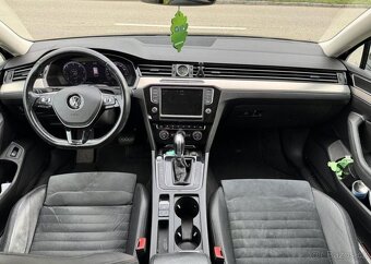 Volkswagen Passat 2,0 TDI DSG nafta automat 140 kw - 10