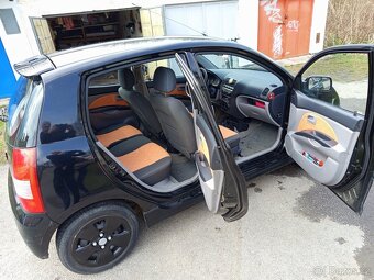 Kia Picanto - 10
