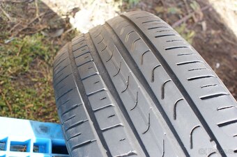 krasna alu kola original VW transporter T5 T6 letni pneu R17 - 10
