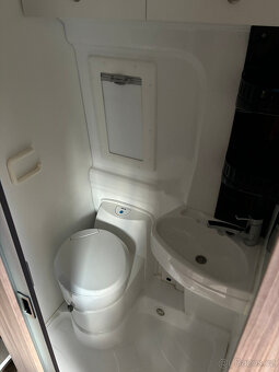Obytný vůz Fiat Ducato Clever Vans Runner 2.3 MultiJet - 10