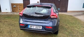 Volvo V40 D2 84KW, 2013 manuál 6q - 10
