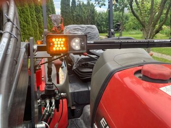Malotraktor s čelním nakladačem YANMAR EF 224d 4x4 - 10