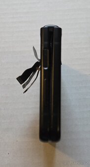 Samsung Galaxy Z Flip 3 a Z Flip 4 - 10