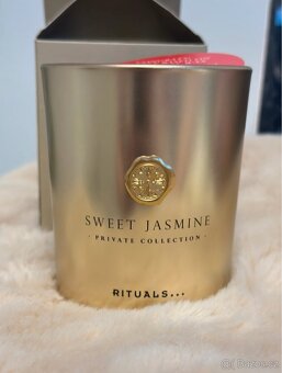 Svíčka Rituals Sweet Jasmine - 10