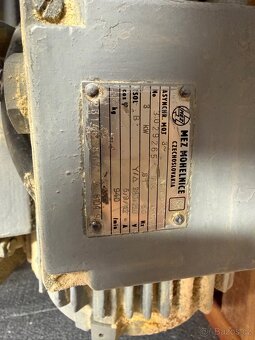 Pásová bruska - 10