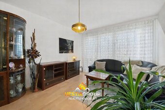 Prodej prostorného bytu s lodžií, 3+1 78 m², Pardubice - Pol - 10