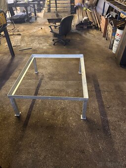 Podstavec pod ibc nádrž 1000l - 10