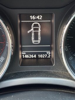 Škoda Superb II kombi 1,8 TSI 118 kW, 4x4, 146 tkm - 10