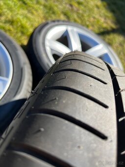 Alu kola Audi R17 7.5J ET28 pneu 235/45 - 10