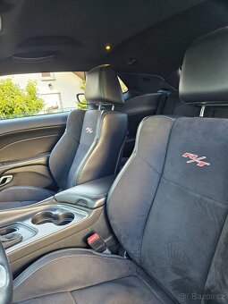 Dodge challenger 5.7 hemi - 10