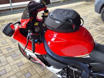 Suzuki GSX-R 750 limited Kevin Schwantz - 10