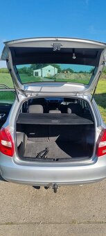 ŠKODA FABIA 2 II COMBI - 10