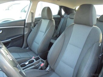 Hyundai i30 1.4 CRDi -66 KW- KLIMA-ALU - 10