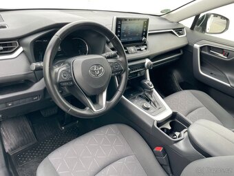 Toyota Rav4 2.5 HYBRID ČR 1.maj. Tažné - 10