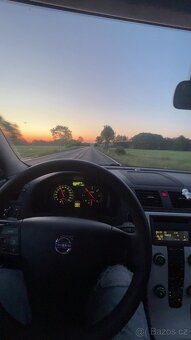 Volvo V50 - 10