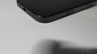 Apple iPhone 16 Pro Max 256GB, Black Titanium - 10