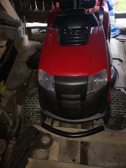 Zahradní traktor - 10