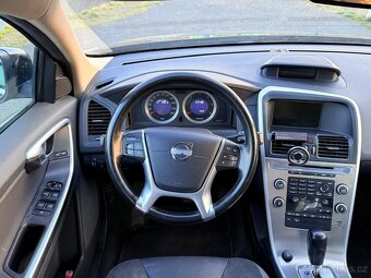 VOLVO XC60 2.4D D5 151KW - 10