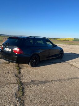 BMW e91 325i 160kw - 10