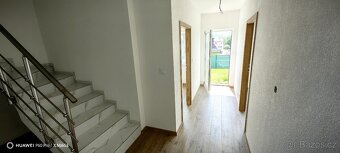 Prodej rodinny dum 4+kk - 10