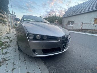 Alfa Romeo 159 1.9 JTD sedan - 10