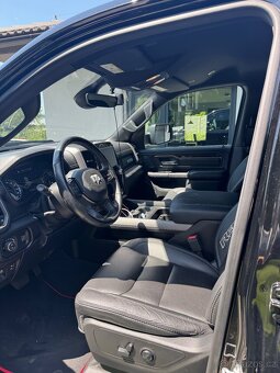 Dodge RAM 1500 Rebel 2020 - 10