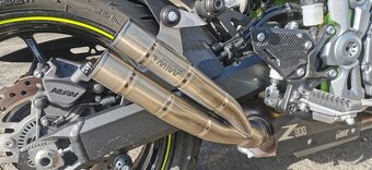 Kawasaki Z900 - 10
