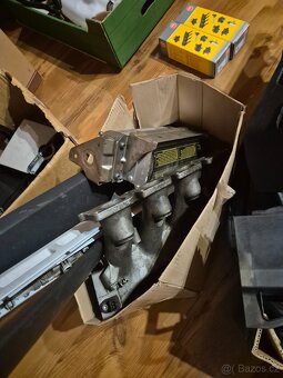 Různé díly Škoda Octavia 1 - Vše na foto, cena dohodou - 10