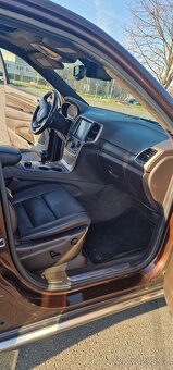 Jeep Grand Cherokee Summit 5.7 HEMI, možnost odpočtu - 10