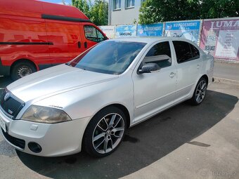 Škoda Octavia RS 2.0 TSI - 10