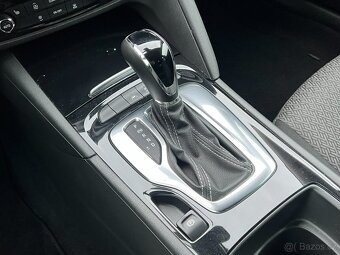 Opel Insignia 2.0 CDTi 125kW GR SPORT - 10