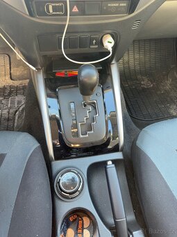 Mitsubishi L200 - 10