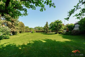 Lukrativní velký pozemek pro stavbu RD, 1100 m2, exklusivní - 10