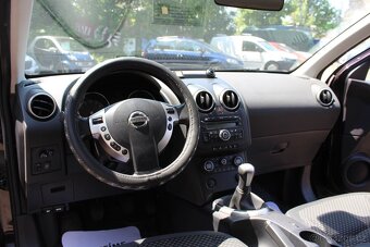 Nissan Qashqai 1.6i - 10