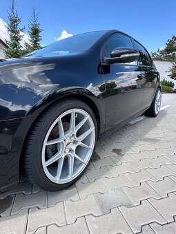 Volkswagen Golf VI 2.0 TDI 103 kW - 10