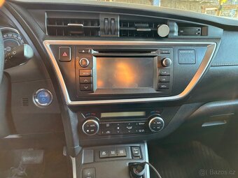 Toyota Auris TS Hybrid Executive - 10