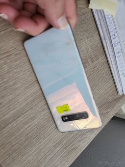 Prodám Sanmsung S10+, dobře fungující, 128GB pamět, super zn - 10